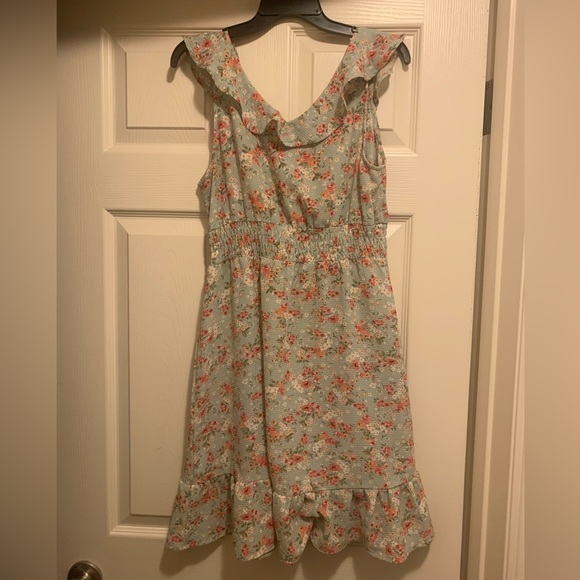 Summer dress - Picture 4 of 5